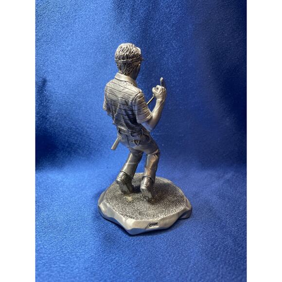 Barry Austin In The Hole Detailed Pewter Golfing Sculpture - Picture 3 of 9